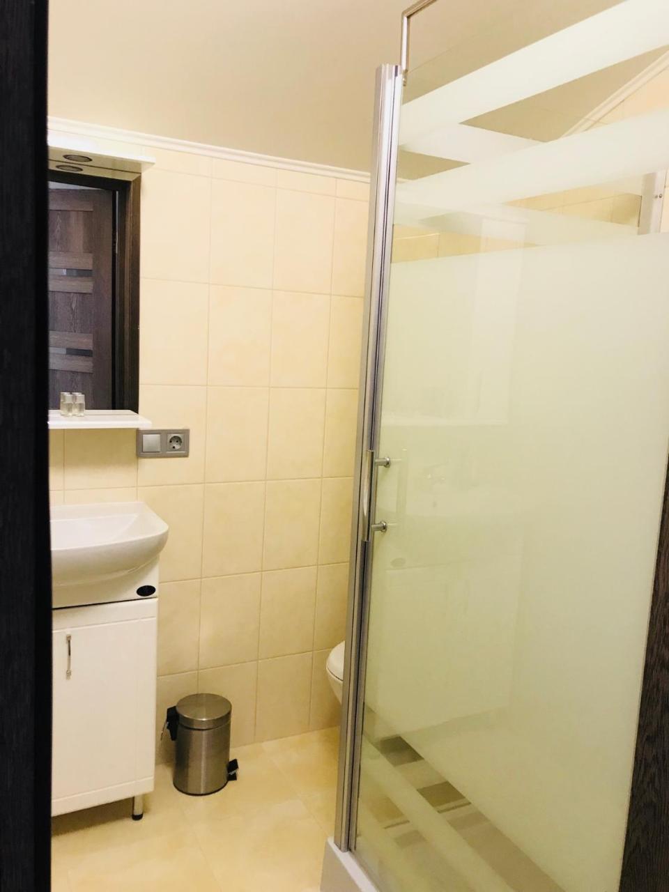 Hotel Motozona Brjuchovyči Exteriér fotografie