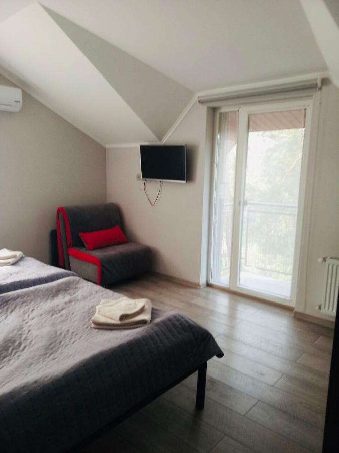 Hotel Motozona Brjuchovyči Exteriér fotografie
